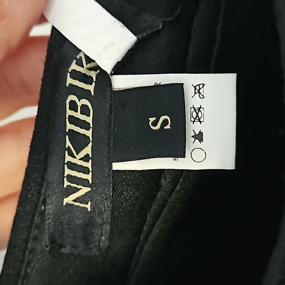 Nikibiki Gold Sequin Skirt (S) - Picture 4 of 4